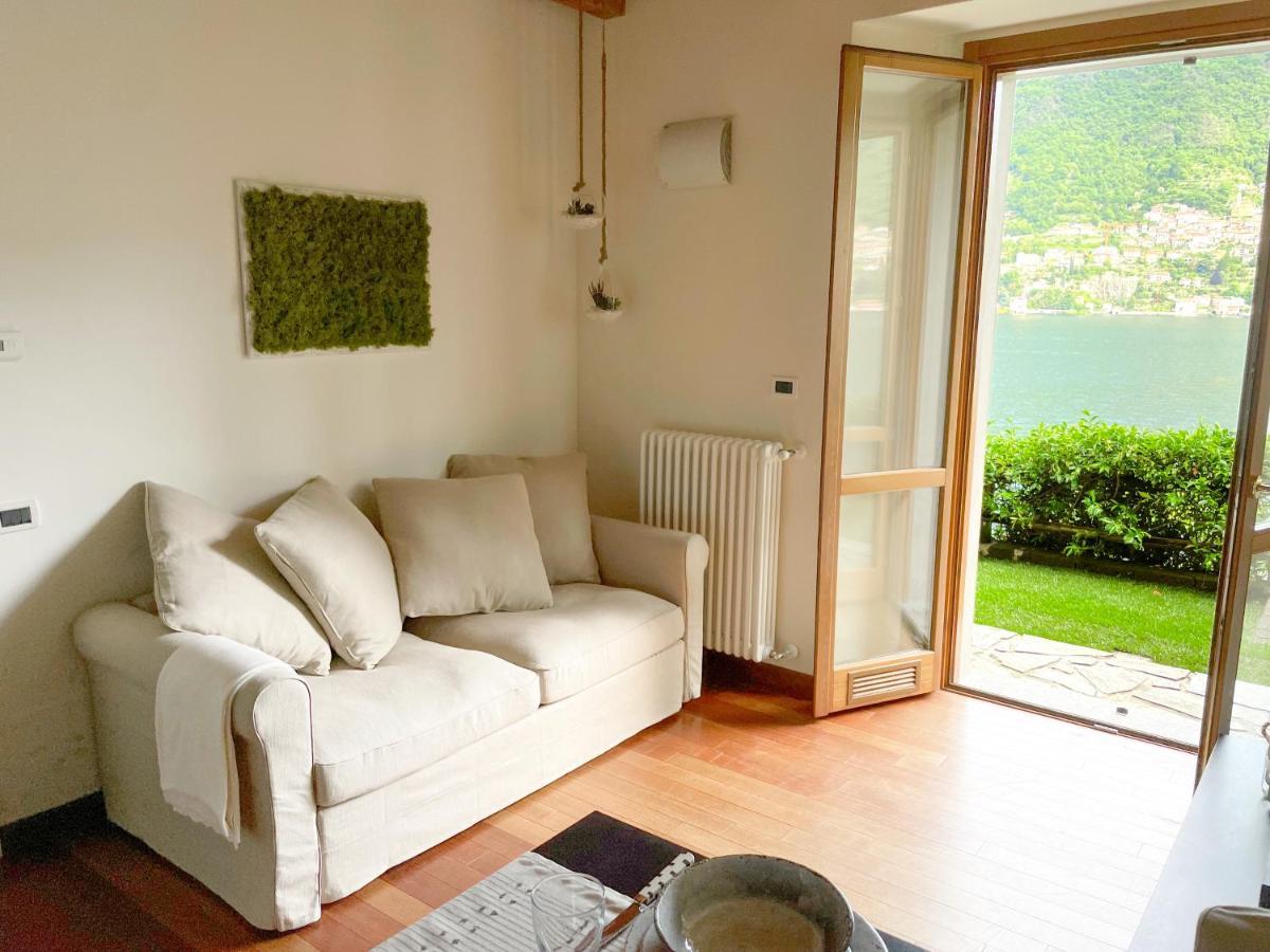 Regina Di Laglio - Free Parking, Garden, Lake View ภายนอก รูปภาพ
